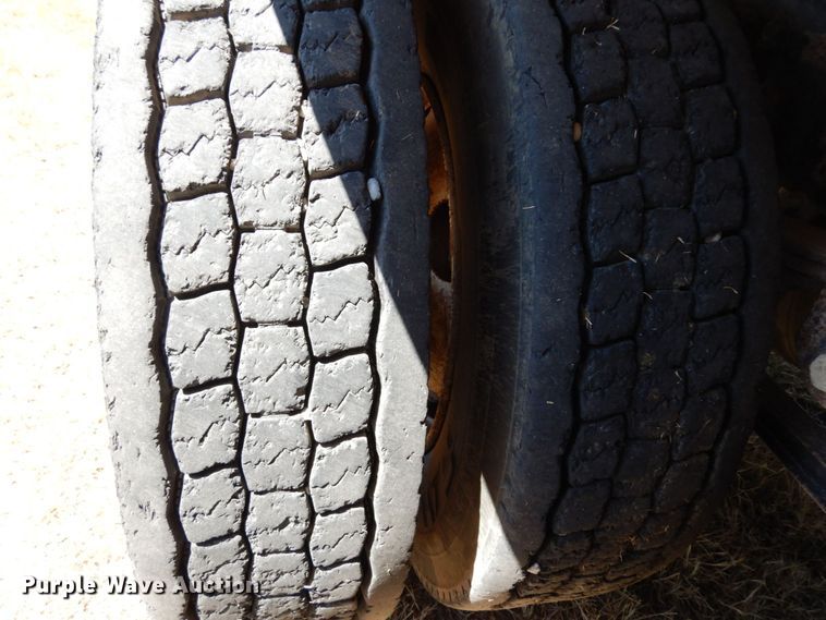 image for item DK0382 1996 Mack CH613  dump truck