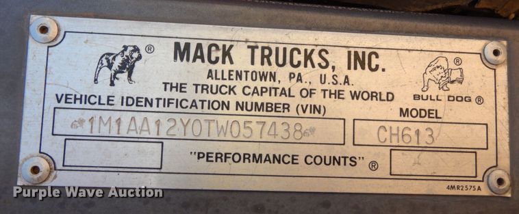 image for item DK0382 1996 Mack CH613  dump truck