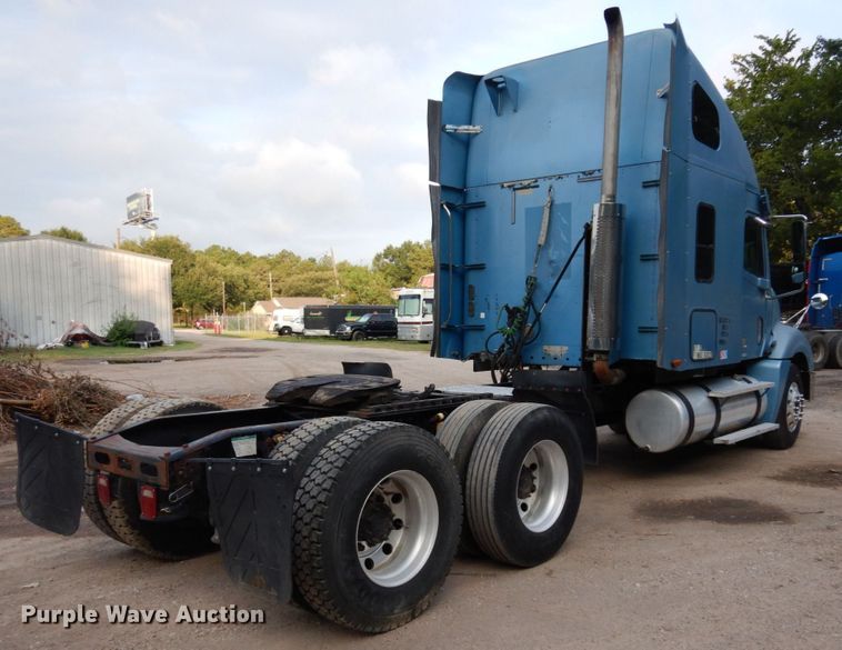 image for item DK0388 2006 Freightliner Columbia  semi truck