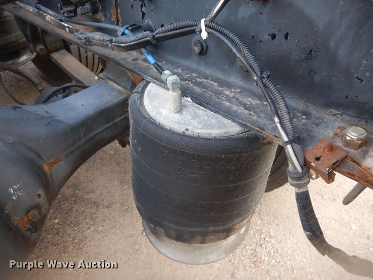 image for item DK0388 2006 Freightliner Columbia  semi truck