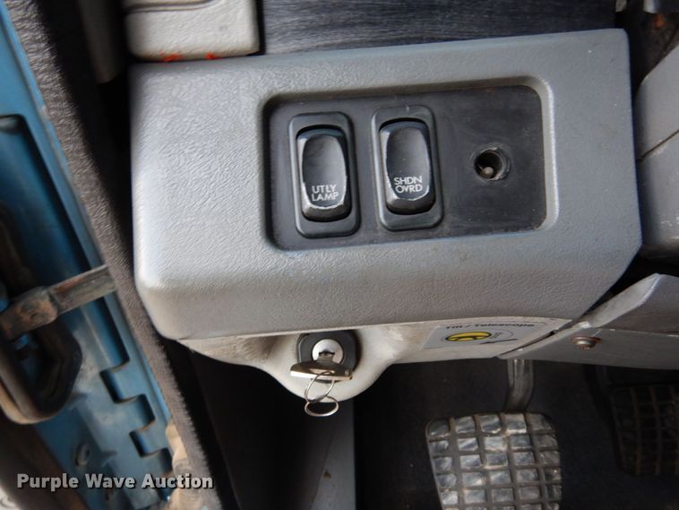 image for item DK0388 2006 Freightliner Columbia  semi truck