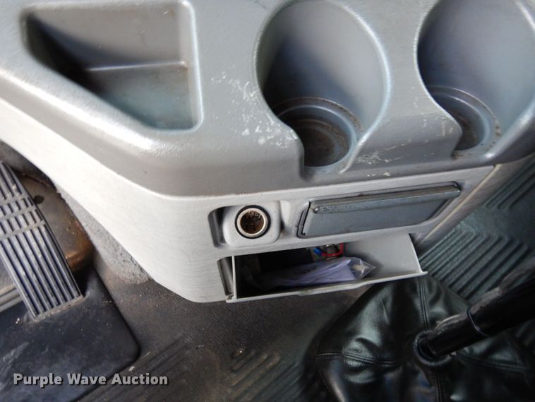 image for item DK0388 2006 Freightliner Columbia  semi truck