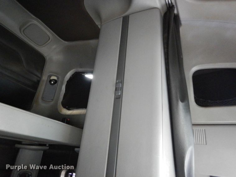 image for item DK0388 2006 Freightliner Columbia  semi truck