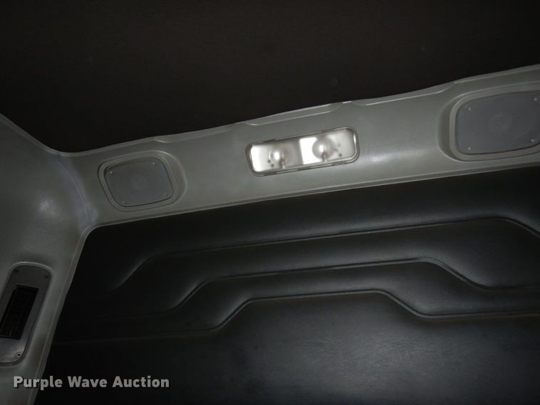 image for item DK0388 2006 Freightliner Columbia  semi truck