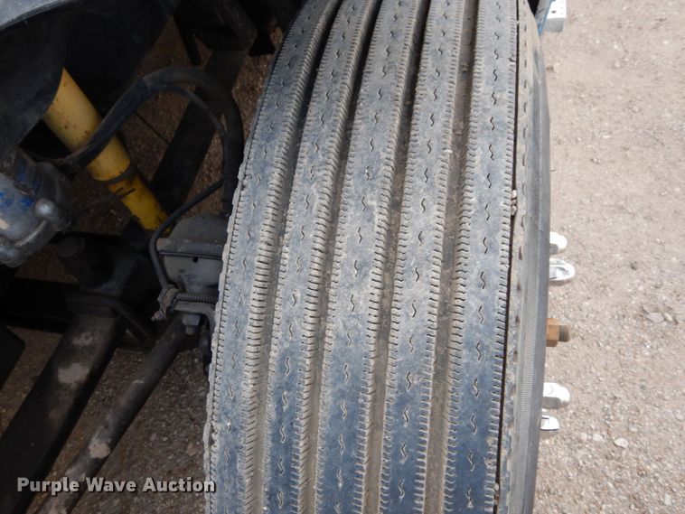 image for item DK0388 2006 Freightliner Columbia  semi truck