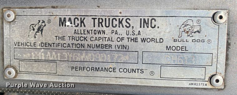 image for item DK6253 1998 Mack CH613  semi truck