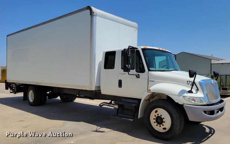 image for item DM2400 2012 International DuraStar 4300  box truck