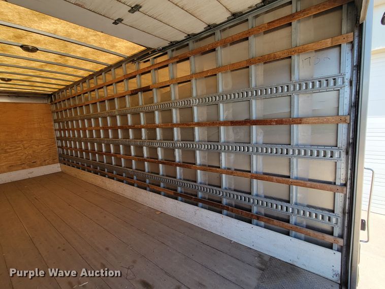 image for item DM2400 2012 International DuraStar 4300  box truck