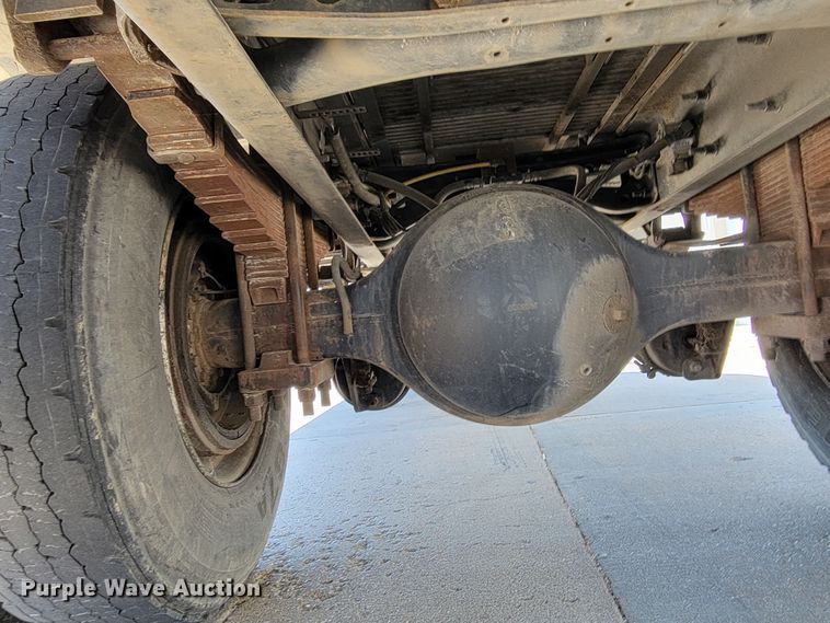 image for item DM2400 2012 International DuraStar 4300  box truck