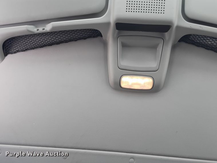 image for item DM2400 2012 International DuraStar 4300  box truck