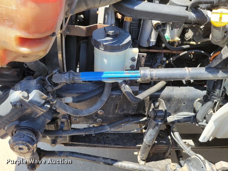 image for item DM2400 2012 International DuraStar 4300  box truck