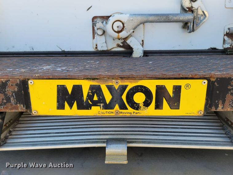 image for item DM2400 2012 International DuraStar 4300  box truck