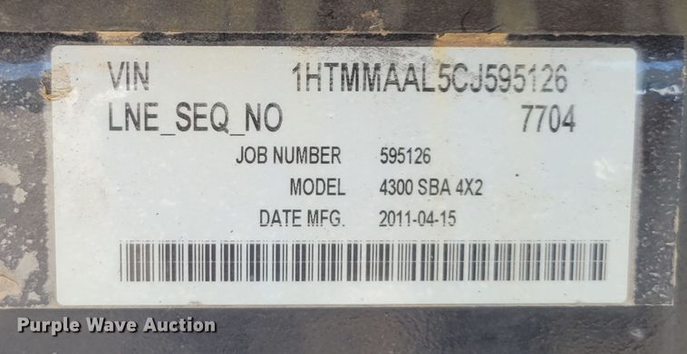 image for item DM2400 2012 International DuraStar 4300  box truck