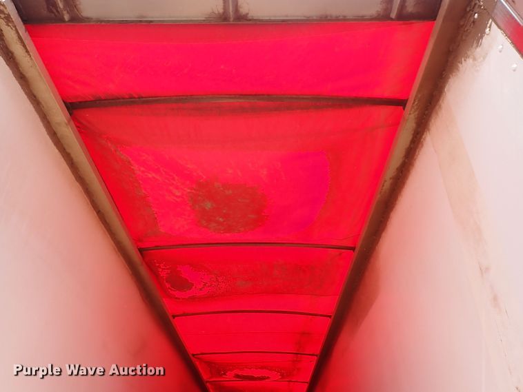 image for item DN0474 2006 Wilkens  walking floor trailer