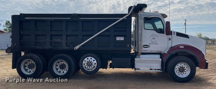 image for item DN5016 2016 Kenworth T880  dump truck