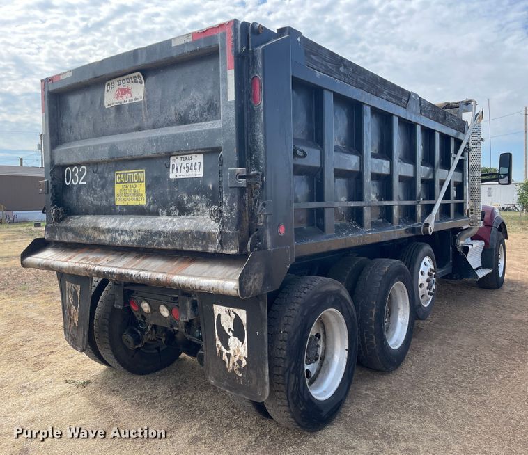 image for item DN5016 2016 Kenworth T880  dump truck