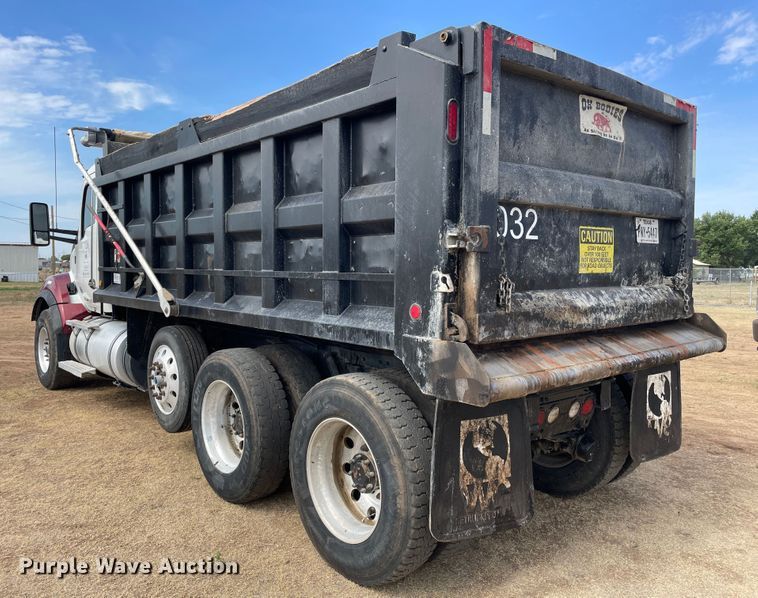 image for item DN5016 2016 Kenworth T880  dump truck