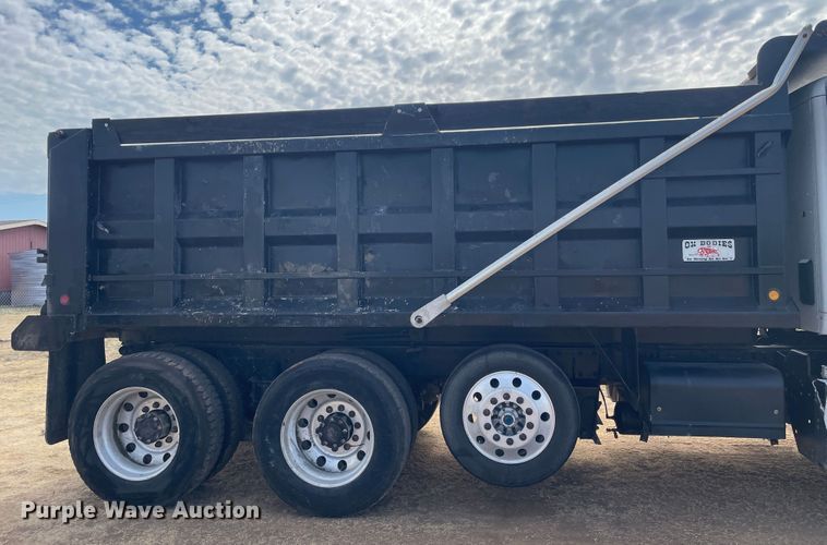 image for item DN5016 2016 Kenworth T880  dump truck