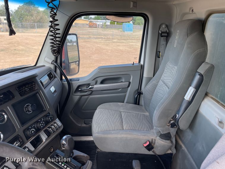 image for item DN5016 2016 Kenworth T880  dump truck