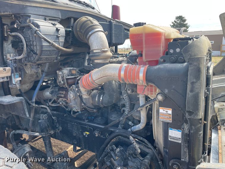 image for item DN5016 2016 Kenworth T880  dump truck