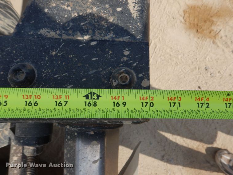 image for item DO1443 2015 Freightliner Cascadia  semi truck