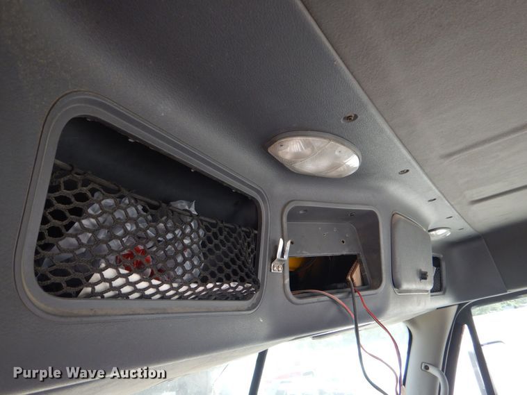 image for item DO1443 2015 Freightliner Cascadia  semi truck