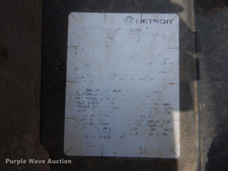 image for item DO1443 2015 Freightliner Cascadia  semi truck