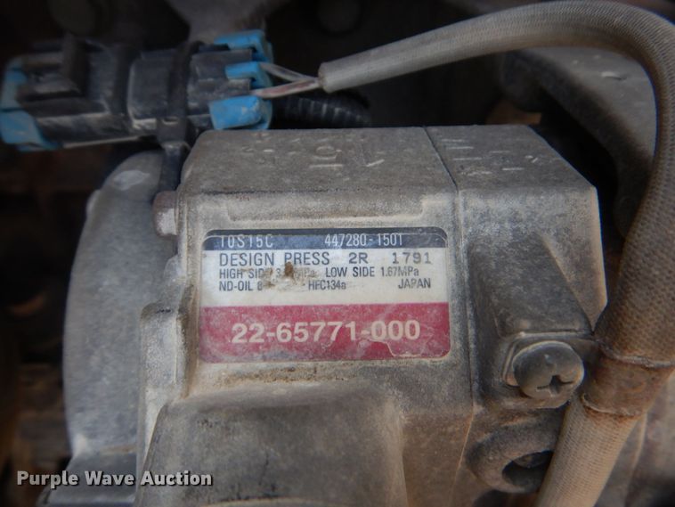 image for item DO1443 2015 Freightliner Cascadia  semi truck