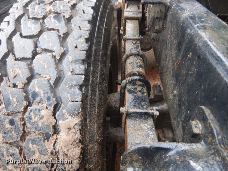 image for item DO1445 1984 Kenworth W900  semi truck