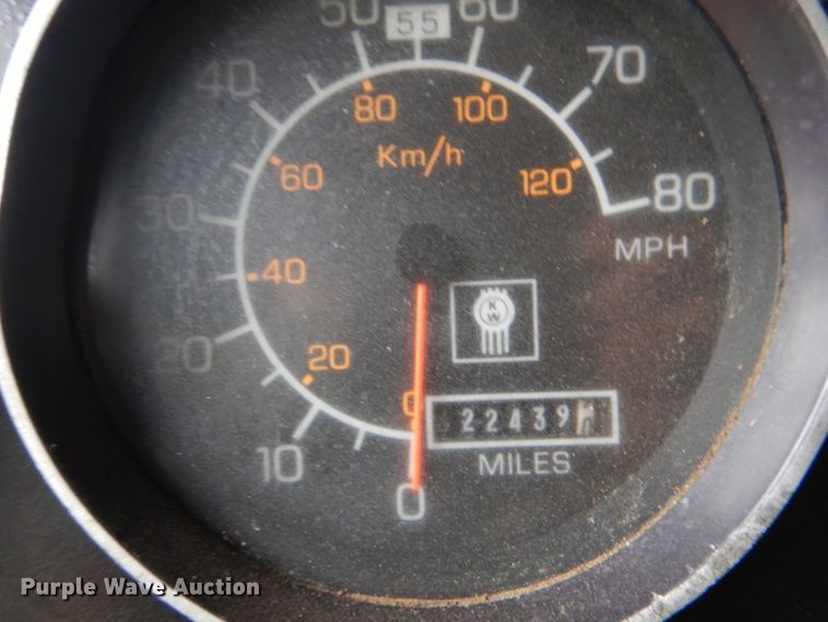 image for item DO1445 1984 Kenworth W900  semi truck