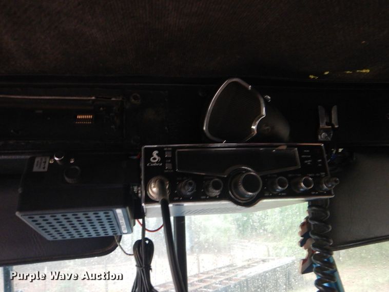 image for item DO1445 1984 Kenworth W900  semi truck