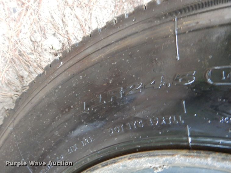 image for item DO1445 1984 Kenworth W900  semi truck