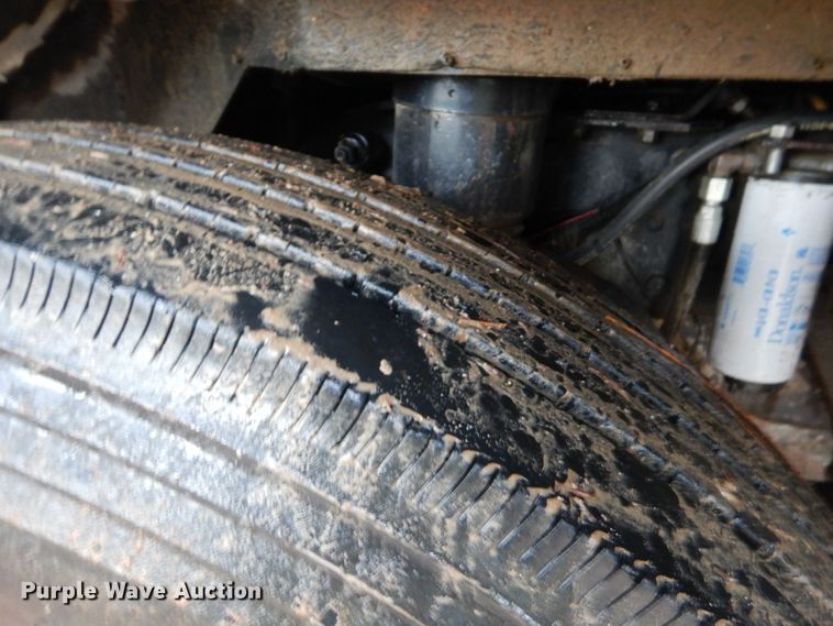 image for item DO1445 1984 Kenworth W900  semi truck