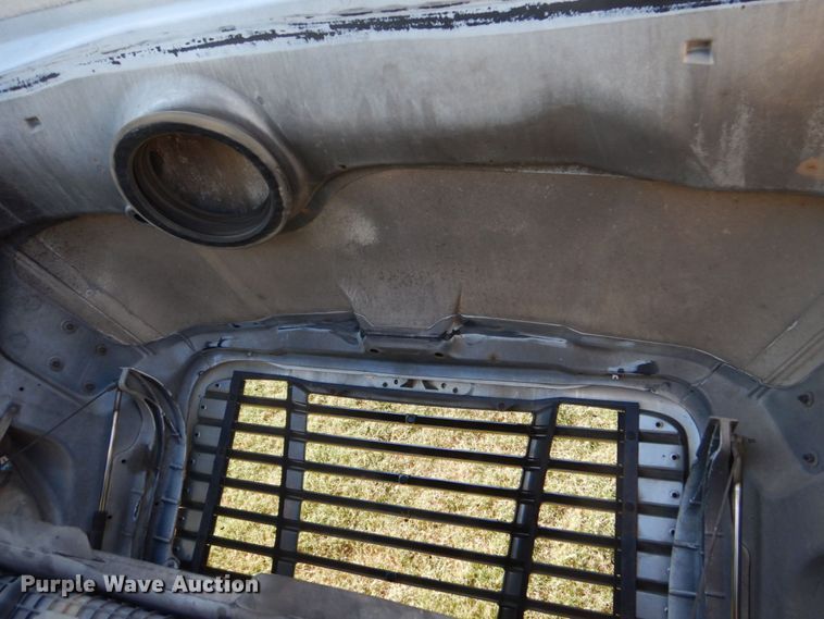 image for item DO1447 2013 Freightliner Cascadia  semi truck