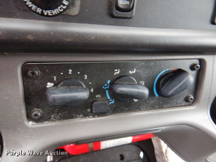 image for item DP4340 2012 Freightliner M2  box truck