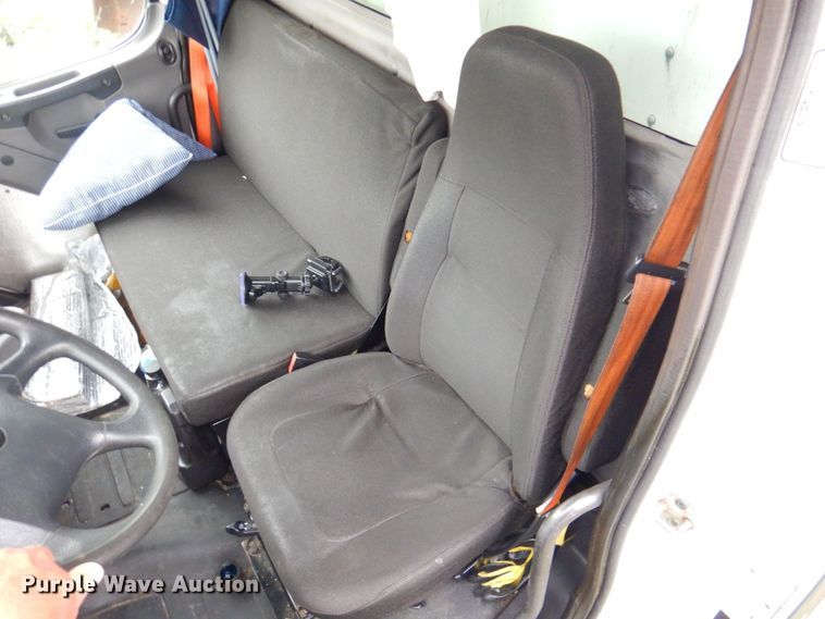 image for item DP4340 2012 Freightliner M2  box truck