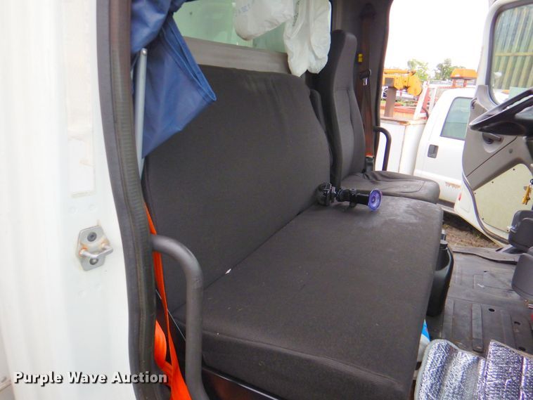 image for item DP4340 2012 Freightliner M2  box truck