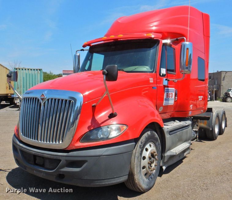 image for item DP4412 2013 International ProStar 122  semi truck