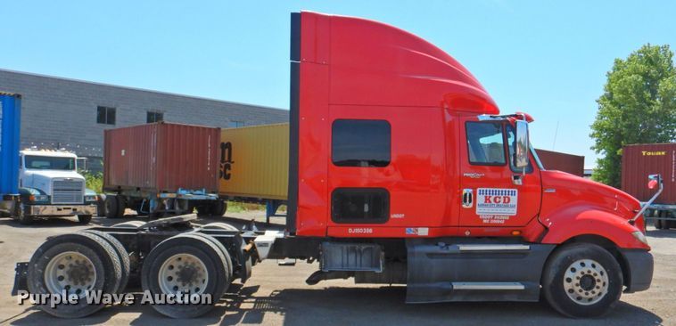 image for item DP4412 2013 International ProStar 122  semi truck