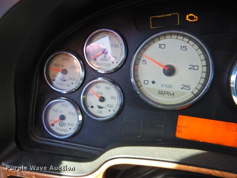 image for item DP4412 2013 International ProStar 122  semi truck