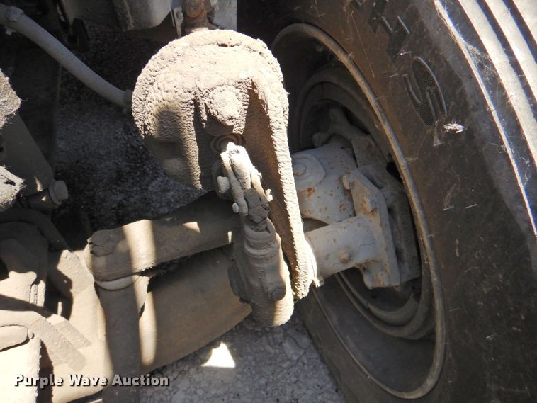 image for item DP4412 2013 International ProStar 122  semi truck