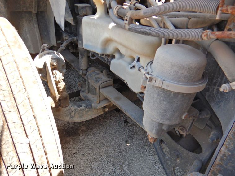 image for item DP4412 2013 International ProStar 122  semi truck