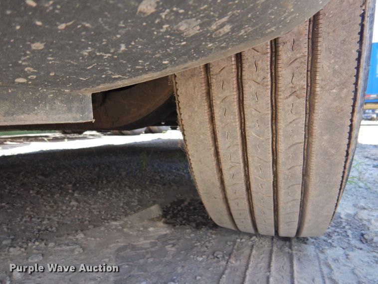 image for item DP4412 2013 International ProStar 122  semi truck