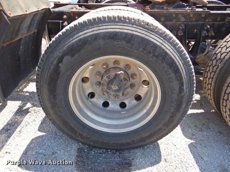 image for item DP4412 2013 International ProStar 122  semi truck