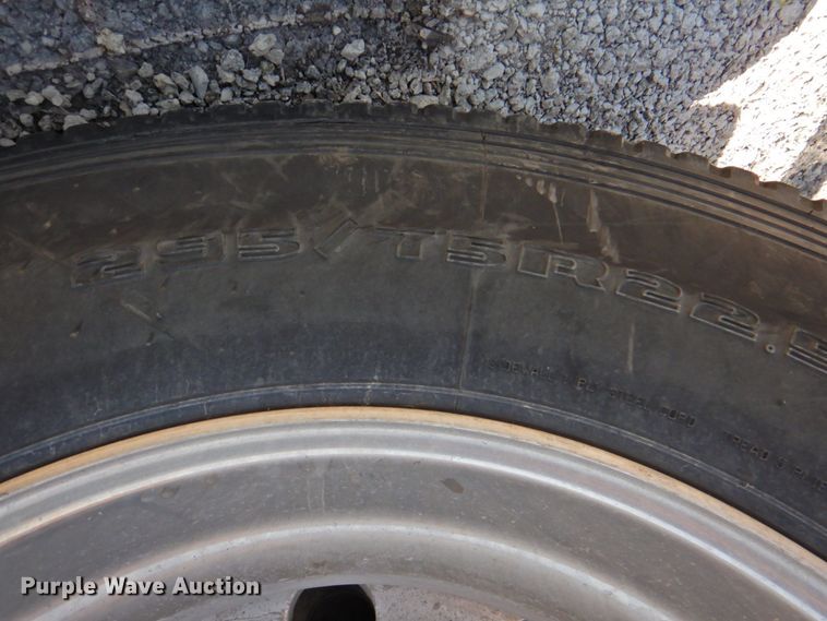 image for item DP4412 2013 International ProStar 122  semi truck