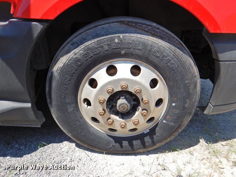 image for item DP4412 2013 International ProStar 122  semi truck