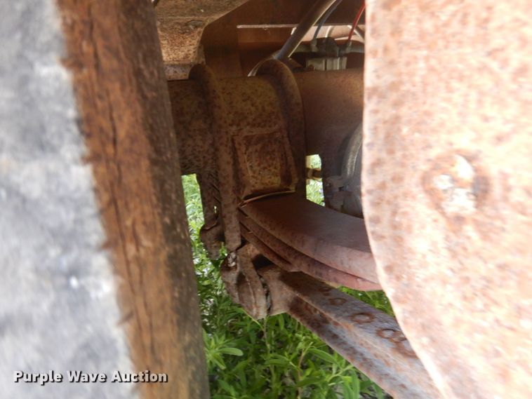 image for item DP5626 1988 Great Dane GPD-248  drop deck trailer