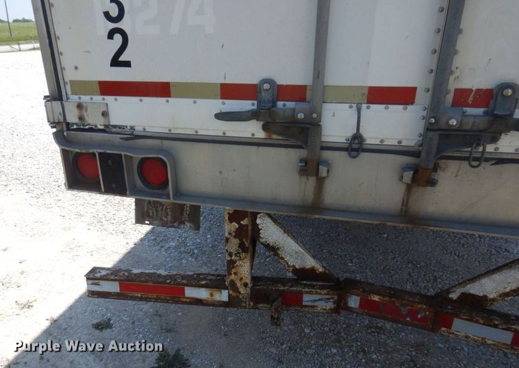image for item DP5628 2004 Utility  refrigerated van trailer