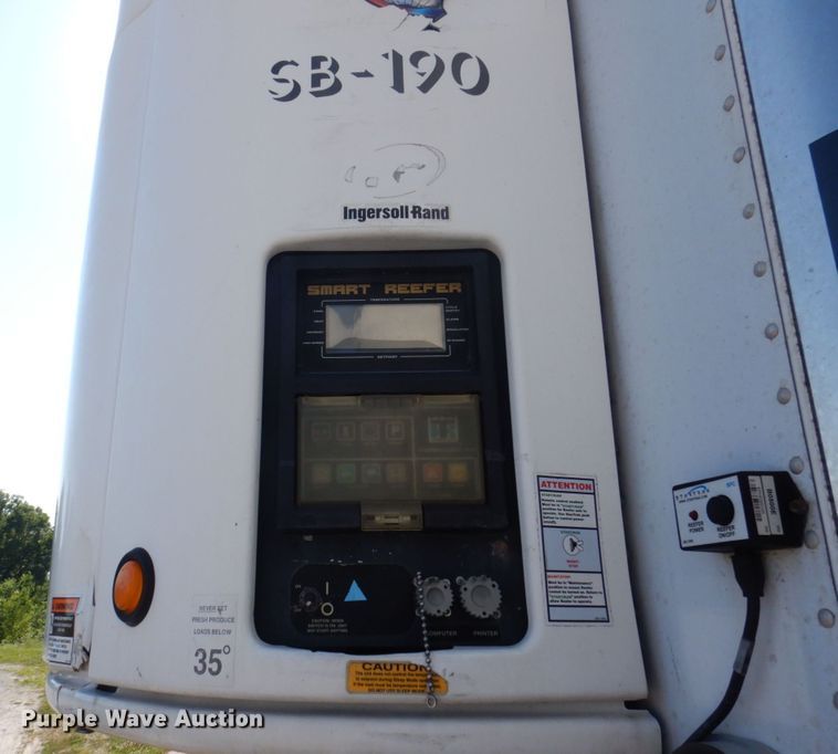 image for item DP5628 2004 Utility  refrigerated van trailer