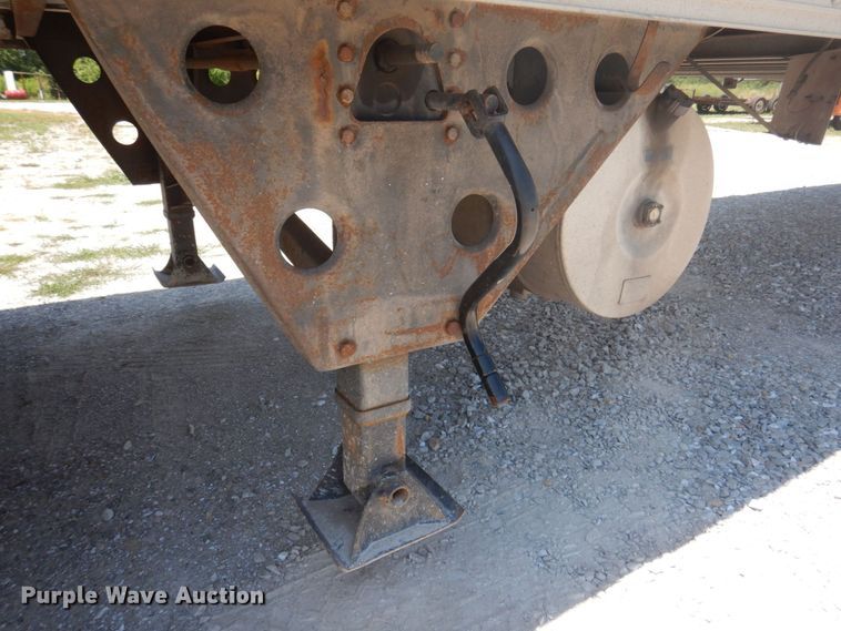 image for item DP5629 2005 Utility  refrigerated van trailer